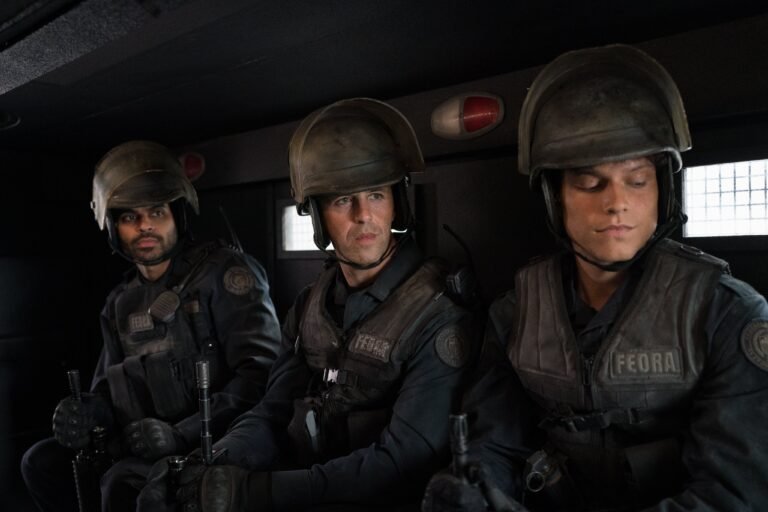 osh Peck aparece como soldado da FEDRA em cena intensa de The Last of Us